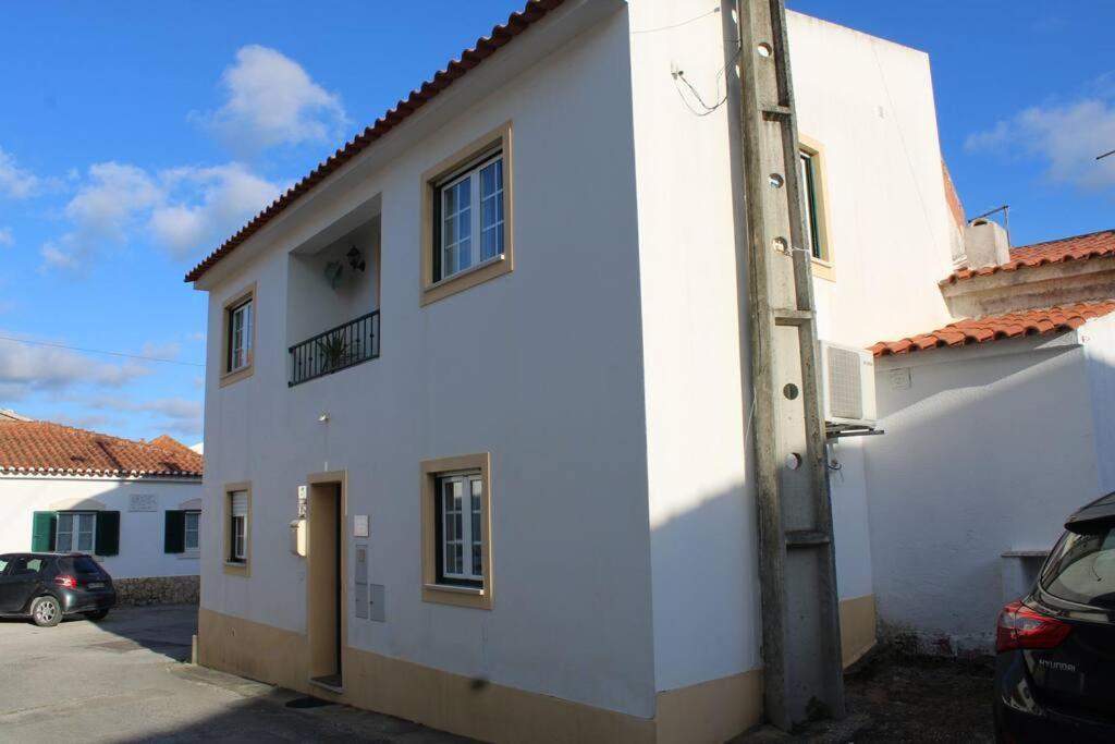 Apartamento Casa Da Avo Lidia Lourinhã Exterior foto